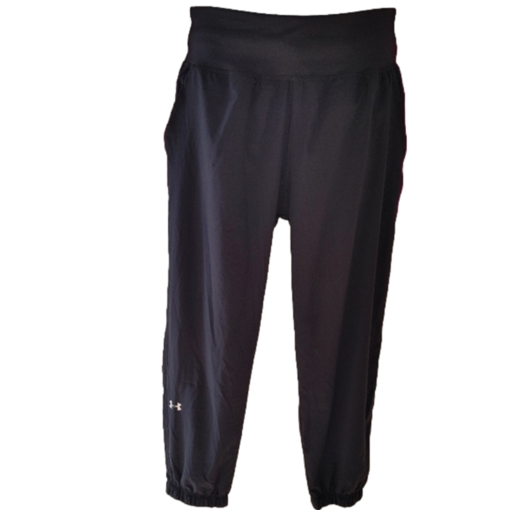 Under Armour crop pants